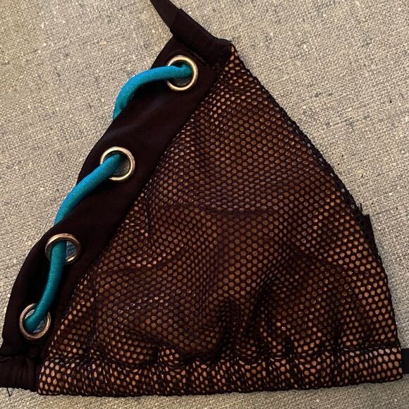 Beach Bunny Bikini Top Black - Picture 5 of 6